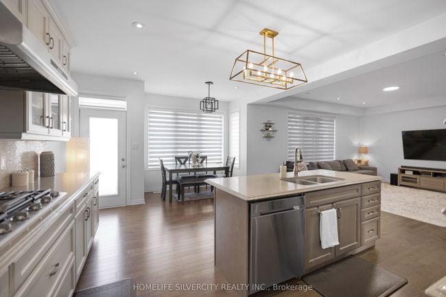 13 Minna Trail, House other with 6 bedrooms, 4 bathrooms and 4 parking in Brampton ON | Image 8
