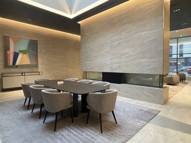 3909 - 2221 Yonge St, Condo with 2 bedrooms, 2 bathrooms and 1 parking in Toronto ON | Image 19