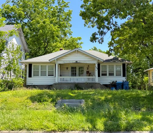 1130 N Clay Ave, Springfield, MO, 65802-3734 | Card Image