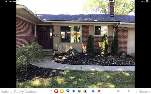 34318 Munger Dr, Livonia, MI, 48154-2572 | Card Image