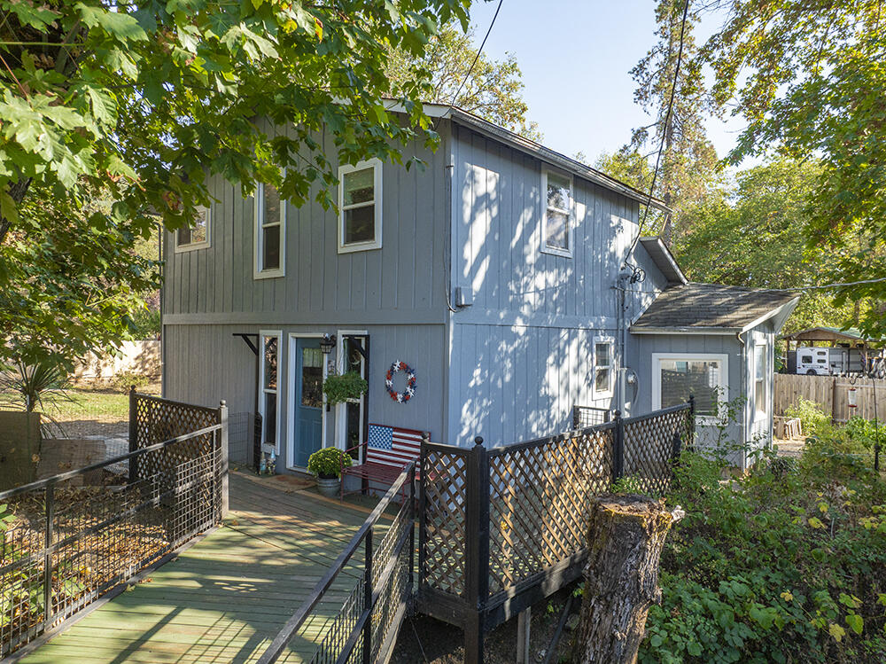 Cheslock Rd, Grants Pass, OR 97527