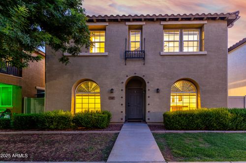 955 S Henry Ln, Gilbert, AZ, 85296-1477 | Card Image