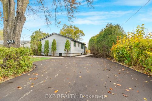 {{alt}} | Card Image