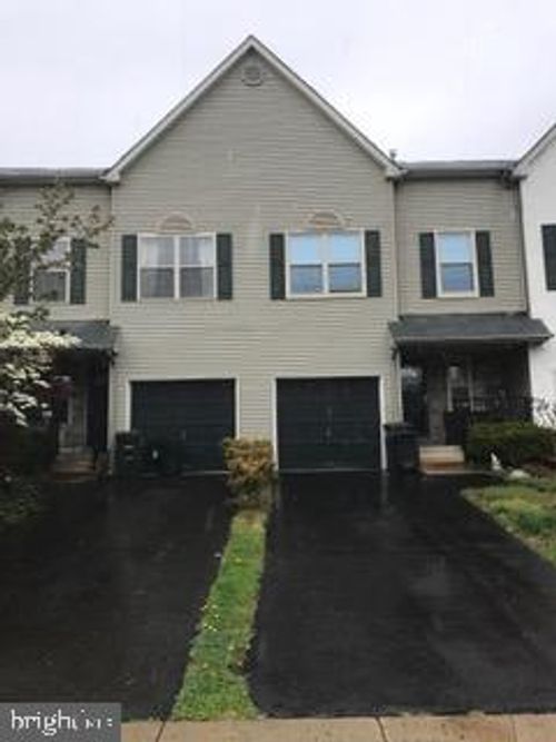 732 Willopenn Dr, SOUTHAMPTON, PA, 18966-6004 | Card Image