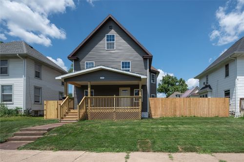 1554 4th Ave Se, Cedar Rapids, IA, 52403-1236 | Card Image