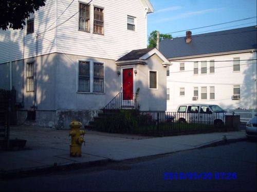 1-117 Auburn St, Medford, MA, 02155-3714 | Card Image