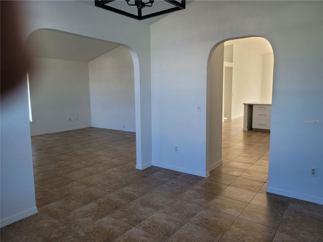 2701 Sebastian Ct, House other with 3 bedrooms, 2 bathrooms and null parking in KISSIMMEE FL | Image 5