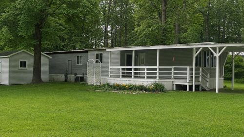 1284 Channel Way, Gladwin, MI, 48624-7822 | Card Image