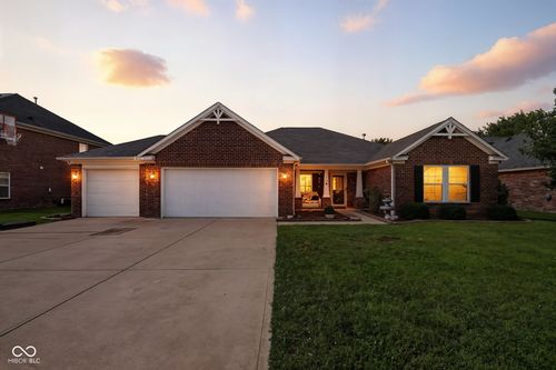 2090 Partridge Dr, Franklin, IN, 46131-7331 | Card Image