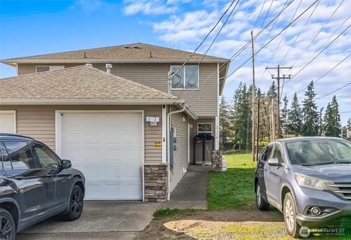 apt-a-2905 11th St, Everett, WA, 98201-1590 | Card Image