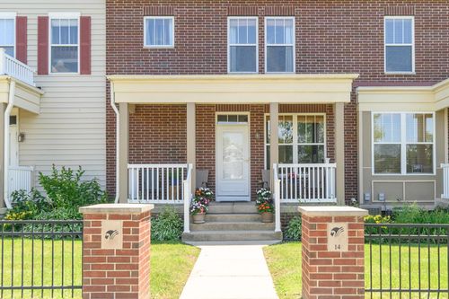 14 S Gardens Way, Fitchburg, WI, 53711 | Card Image