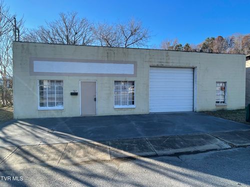 707 Watauga Ave, Erwin, TN, 37650-2152 | Card Image