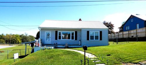855 Goolsby St, Marion, VA, 24354-1707 | Card Image