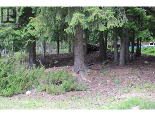 Lot 146 Estate Dr, Anglemont, BC, V0E | Card Image