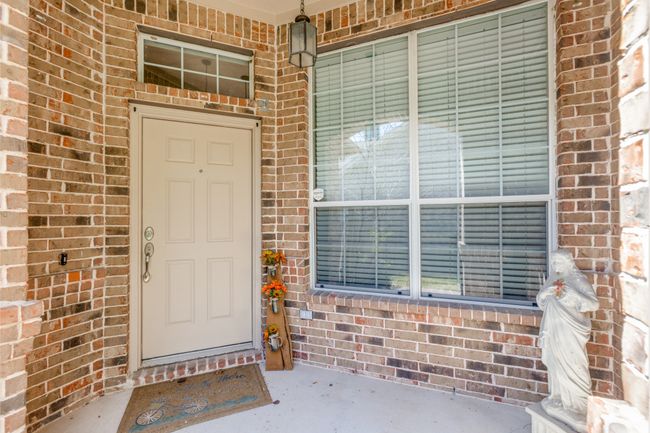 253 Lear Ave, House other with 3 bedrooms, 2 bathrooms and 4 parking in Buda TX | Image 4