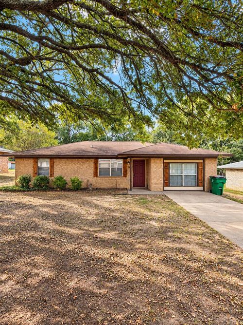 412 Middleton St, Palestine, TX, 75803-6872 | Card Image