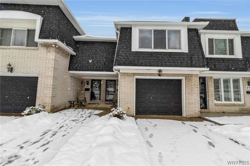 208 Harrogate, Amherst, NY, 14221 | Card Image