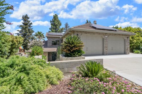 7071 W Saint Andrews Ln, Tracy, CA, 95377-8891 | Card Image