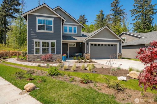 8917 Garibaldi Ct, Blaine, WA, 98230-6506 | Card Image