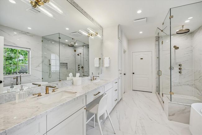 6206 Piping Rock Ln, House other with 4 bedrooms, 5 bathrooms and 6 parking in Houston TX | Image 23