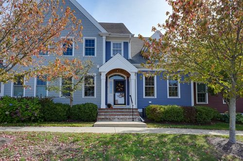 3-3 Townsend Rd, Hudson, MA, 01749-2887 | Card Image