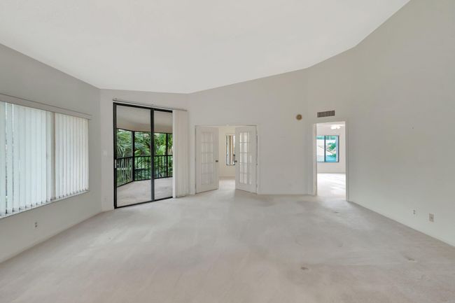 APT-1005 - 7509 Glendevon Ln, Condo with 2 bedrooms, 2 bathrooms and null parking in Delray Beach FL | Image 13