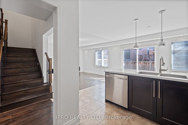 470 Savoline Blvd, House attached with 4 bedrooms, 3 bathrooms and 2 parking in Milton ON | Image 19