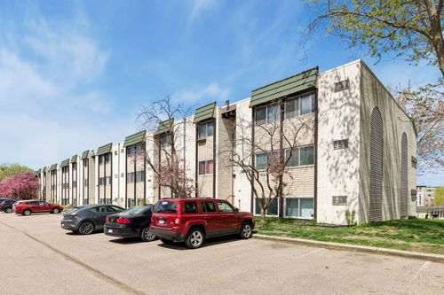 202-12852 Nicollet Ave, Burnsville, MN, 55337-2835 | Card Image