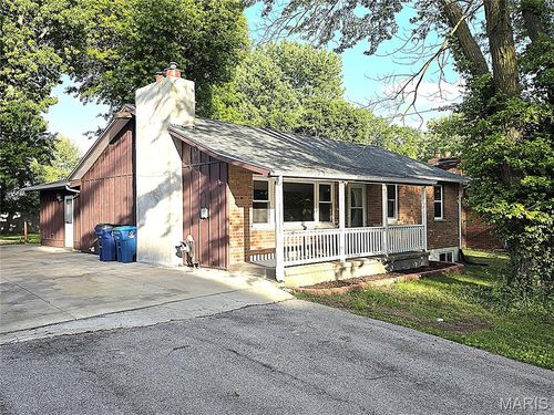 12102 Mckelvey Rd, Maryland Heights, MO, 63043-1240 | Card Image
