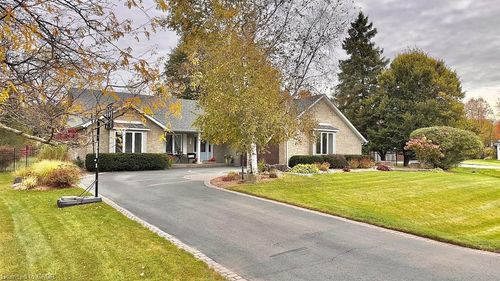 20 Meander Close, Carlisle, ON, L0R1H1 | Card Image