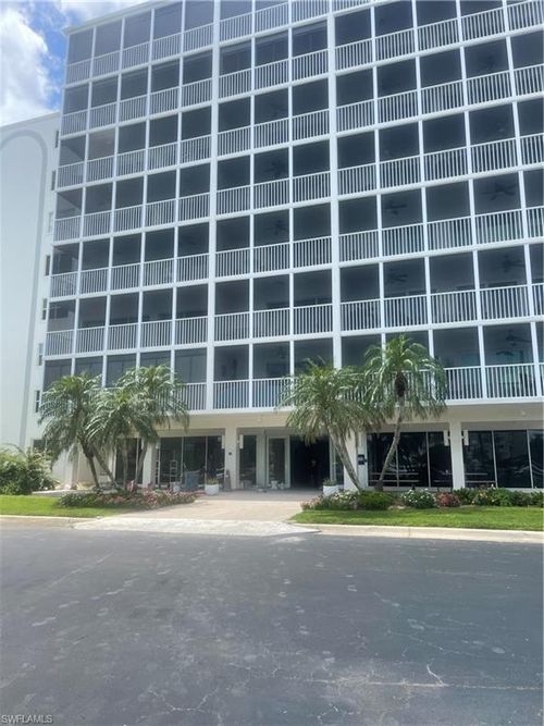 apt-202-1 Bluebill Ave, NAPLES, FL, 34108-1701 | Card Image