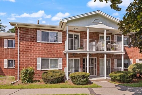 3-5 Bayberry Dr, Sharon, MA, 02067-1318 | Card Image