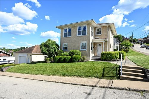 1516 Spruce St, Monessen, PA, 15062-1842 | Card Image