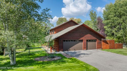 1115 Melody Creek Ln, Jackson, WY, 83001-9288 | Card Image