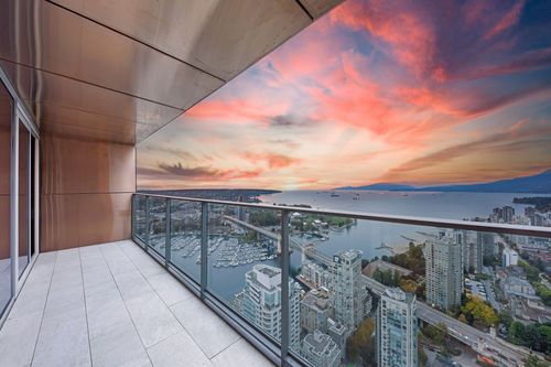 5702-1480 Howe St, Vancouver, BC, V6Z0G5 | Card Image