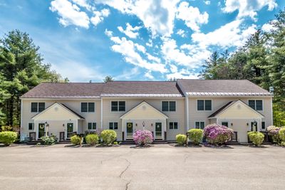 15 - 72 Evergreen Drive, Condo with 3 bedrooms, 2 bathrooms and null parking in Conway NH | Image 1