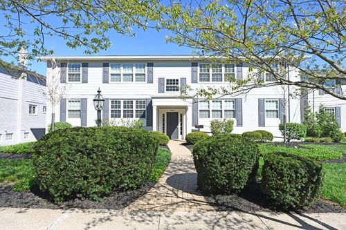 3666 Willowlea Ct, Cincinnati, OH, 45208 | Card Image