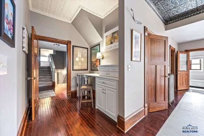 1021 Quincy St, House other with 6 bedrooms, 5 bathrooms and null parking in Rapid City SD | Image 24
