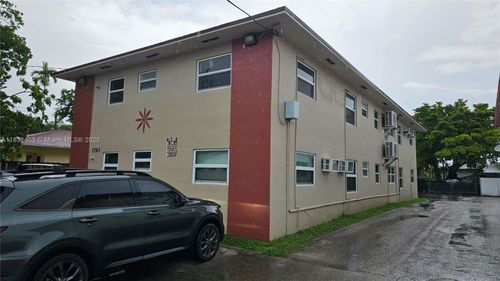 apt-4-1793 Nw 18th Ter, Miami, FL, 33125-2337 | Card Image