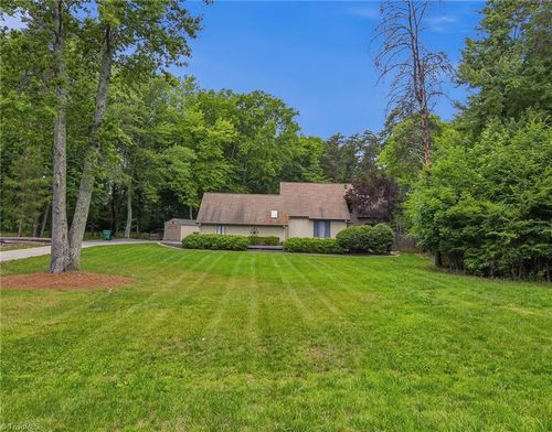 3611 Hunting Ridge Drive, High Point, NC, 27265 | Card Image