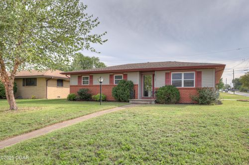 2727 S Minnesota Ave, Joplin, MO, 64804-2843 | Card Image