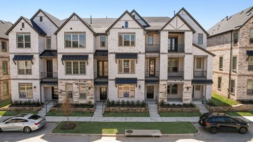 8095 Challenger Ln, Frisco, TX, 75034-8002 | Card Image