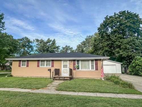 311 S Washington St, Dwight, IL, 60420-1335 | Card Image