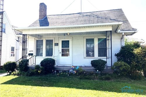 4209 Parrakeet Ave, Toledo, OH, 43612-1626 | Card Image