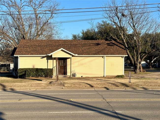 1407 S Washington St, Home with 0 bedrooms, 0 bathrooms and null parking in Kaufman TX | Image 4