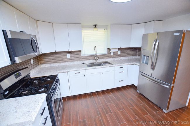 802 College Ave, House other with 2 bedrooms, 2 bathrooms and null parking in Tahlequah OK | Image 7