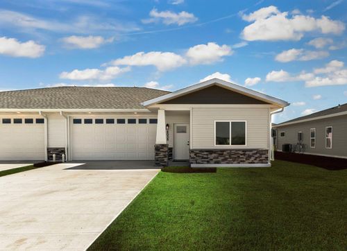 b-805 9th Ave Sw, Perham, MN, 56573-1134 | Card Image