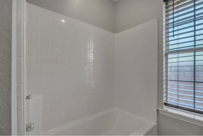 105 Maple St, House other with 4 bedrooms, 2 bathrooms and 2 parking in Coahoma TX | Image 26