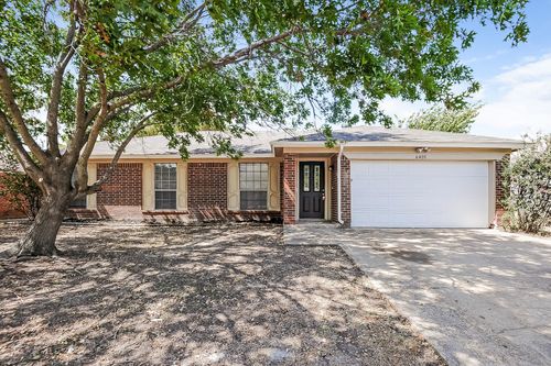 6400 Rock Springs Dr, Arlington, TX, 76001-5126 | Card Image