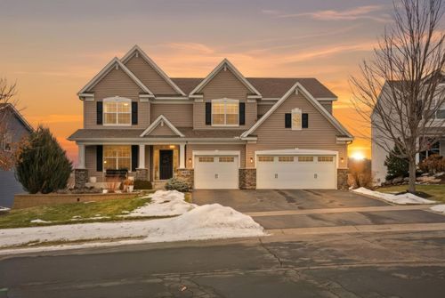 1535 Hemlock Way, Chanhassen, MN, 55317-4543 | Card Image